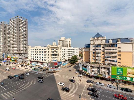 Шэньян: Home Inn Shenyang Tiexi Plaza Metro Station