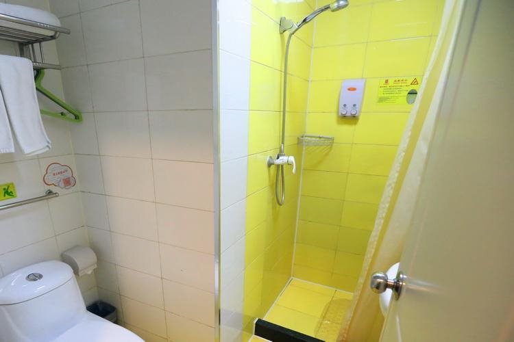 Шэньян: Home Inn Heping North Street