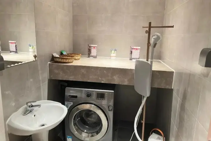 Шэньян: Home Inn Shenyang Xinmin Railway Station Branch