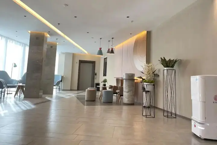 Шэньян: Home Inn Shenyang Xinmin Railway Station Branch