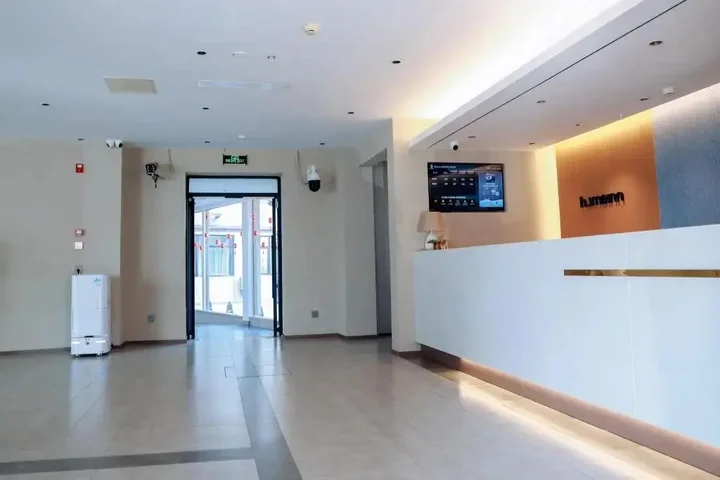 Шэньян: Home Inn Shenyang Xinmin Railway Station Branch