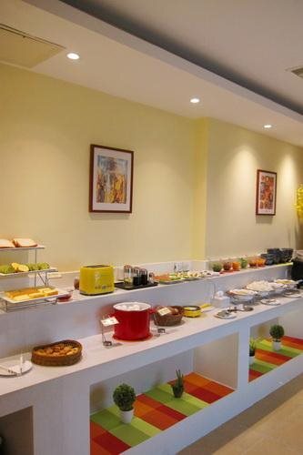 Шэньян: Home Inn Shenyang Huanggu Tawan