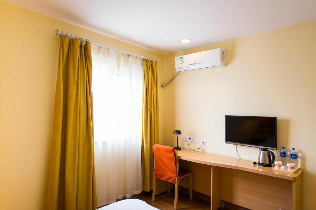 Шэньян: Home Inn Shenyang Shiyiwei Road Qingnian Street