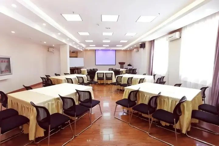 Шэньян: Home Inn Shenyang Zhangshi Development Zone Metro Station
