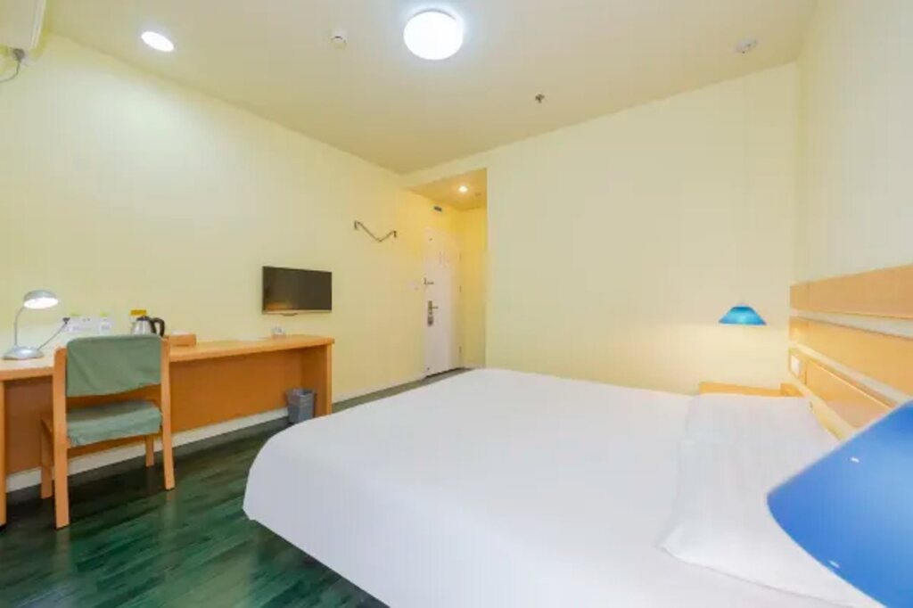 Чунцин: Home Inn Chongqing North Railway Station