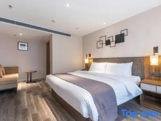 Чунцин: Home Inn Chongqing Jiefangbei Pedestrian Street