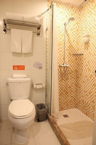 Чунцин: Home Inn Chongqing ShangQingSi