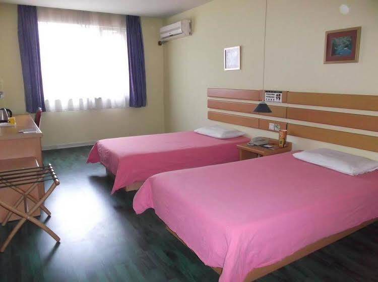 Чунцин: Home Inn Chongqing Xiezitai Subway Station