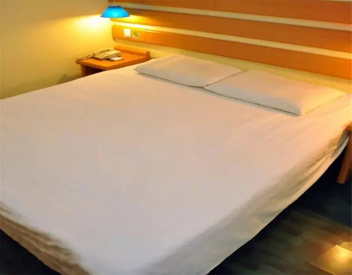 Пекин: Home Inn Beijing Changping Gulou West Street