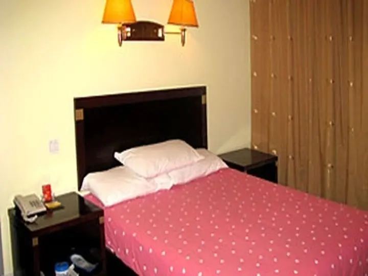 Шанхай: Home Inns Shanghai Caohejing Zhonghuan Caobao Road Branch