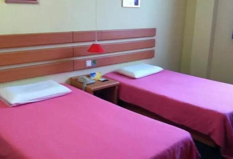 Шанхай: Home Inn Pudong Childrens Medical Center