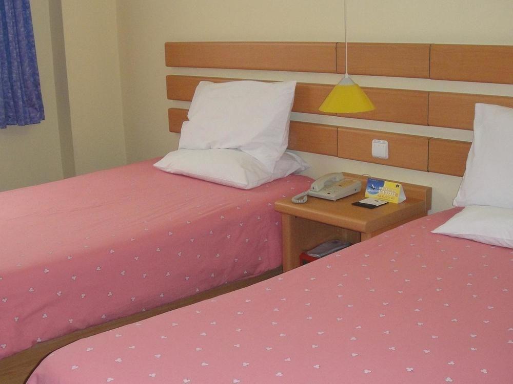 Шанхай: Home Inn Chang Feng