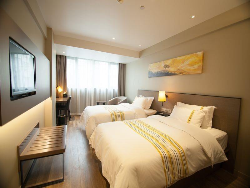 Шанхай: Home Inn Shanghai Pudong Airport Chuansha Subway Station