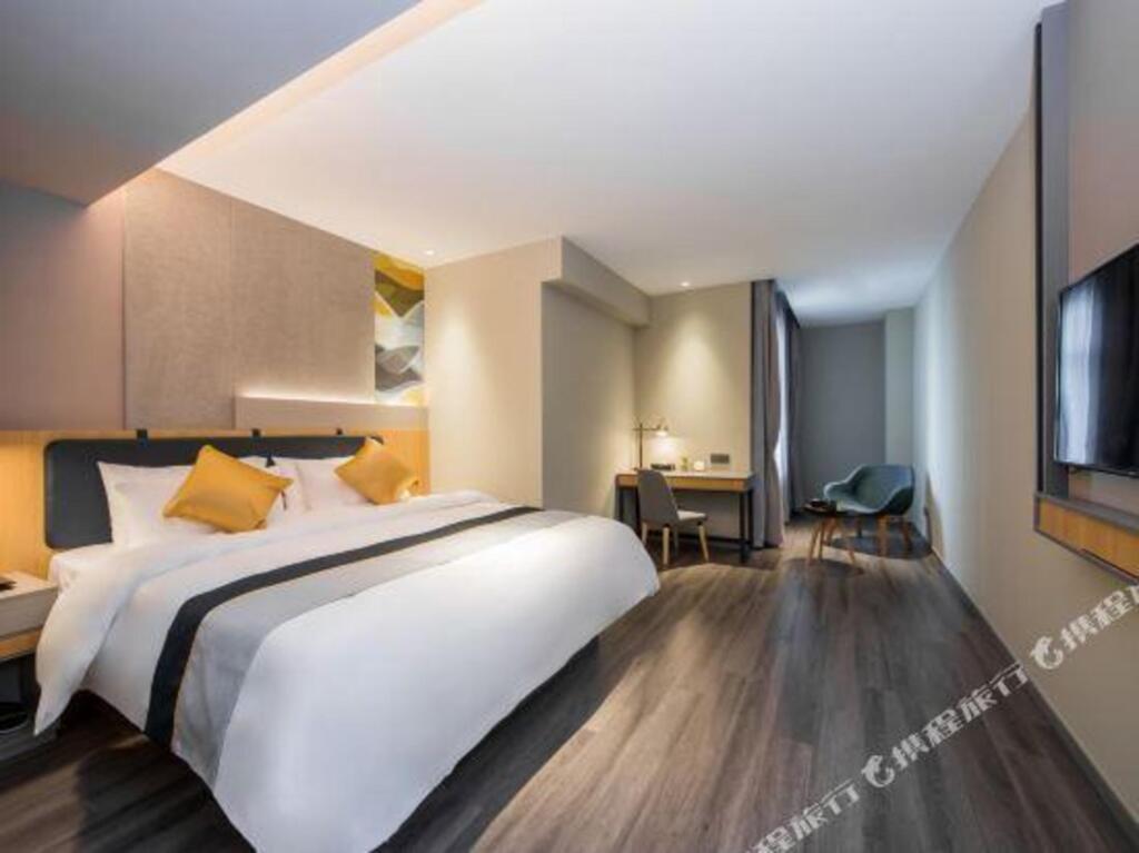 Шанхай: Home Inn Shanghai Lujiazui Oriental Pearl Pudong Avenue Metro Station