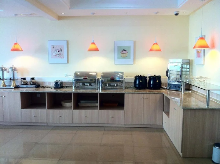 Шанхай: Home Inn Hongqiao Airport Huqingping Road - Shanghai