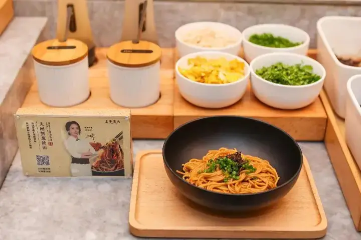 Шанхай: JI Hotel Shanghai Xujiahui Yishan Road