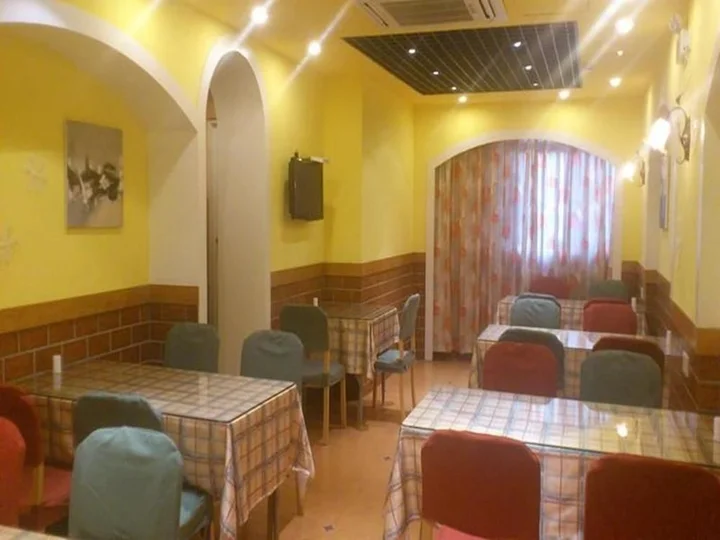Шанхай: Sushi Light Luxury Hotel (Shanghai Jiaotong University West Yan'an Road subway station)