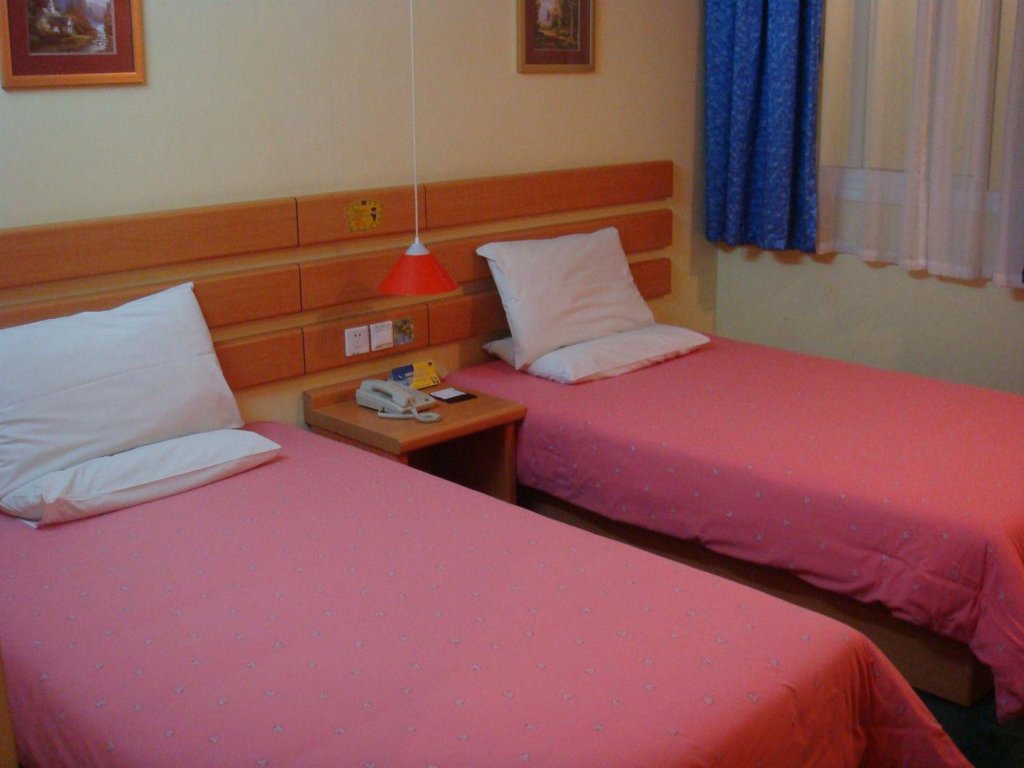 Шанхай: Home Inn Shanghai Huancheng East Road