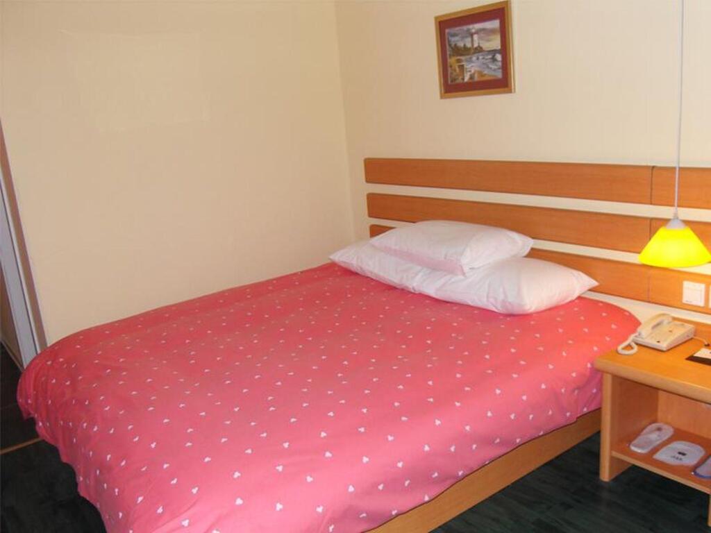 Шанхай: Home Inn Shanghai Huancheng East Road