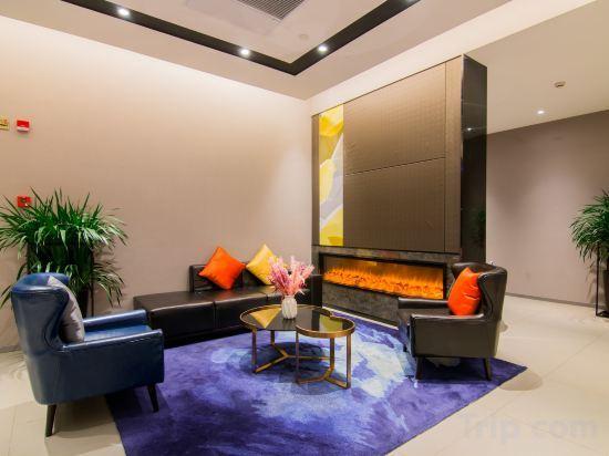 Шанхай: Home Inn Shanghai Lujiazui Finance Zone Pudong Avenue