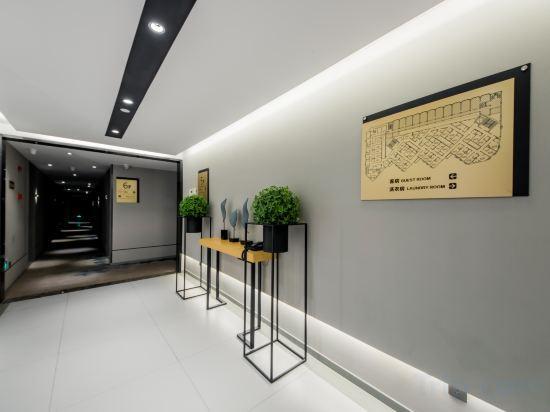 Шанхай: Home Inn Shanghai Lujiazui Finance Zone Pudong Avenue