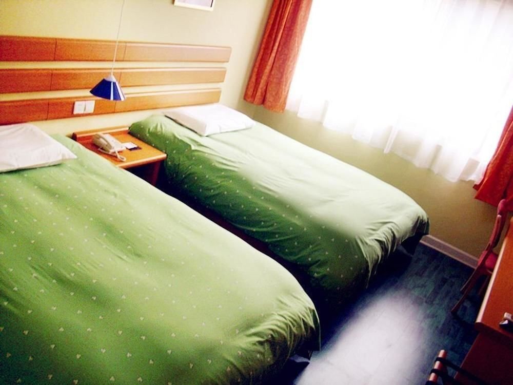 Шанхай: Home Inn Shanghai Lujiazui Finance Zone Pudong Avenue
