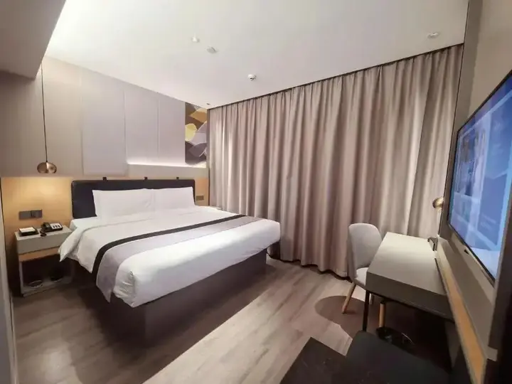 Шанхай: Home Inn Fang Zhou Yuan