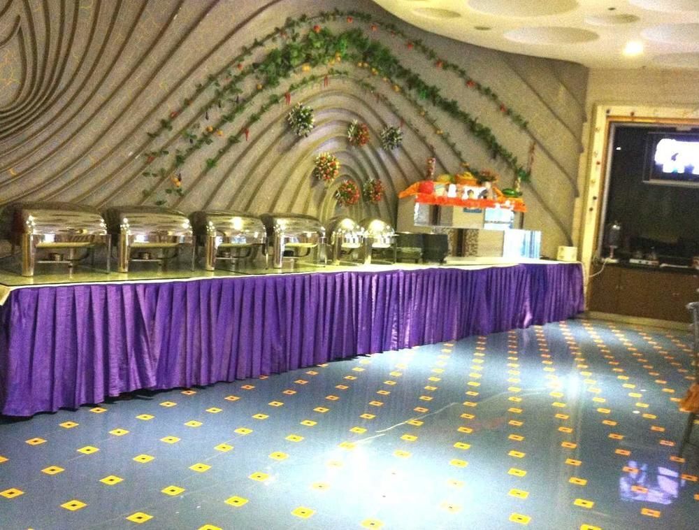 Шанхай: Home Inn Jiangwan Standium