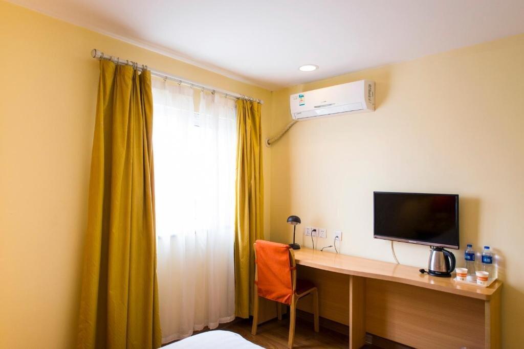 Ухань: Home Inn Wuhan Zhongshan Road Fenghuangshan Pangxiejia Metro Station