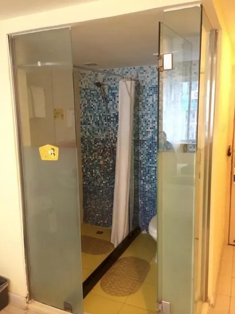 Чэнду: Home Inn Chengdu Wenshuyuan Metro Station