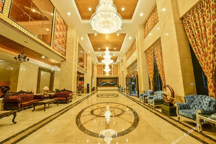 Цзиньюань: Yangshan Baoheng Business Hotel