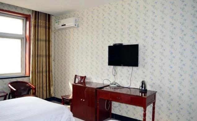 Хэншуй: Yijia Business Hotel
