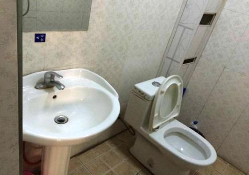 Ичэнь: Fusheng Guest House