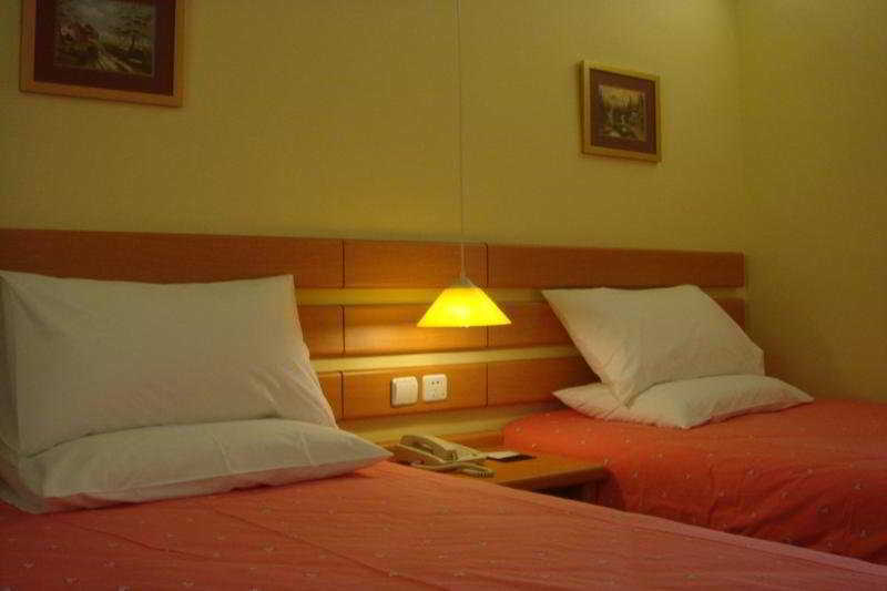 Пекин: Home Inn Xinjiekou