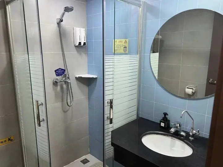 Пекин: Home Inn Beijing Yansha Xinyuanli