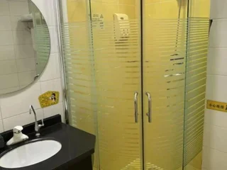 Пекин: Home Inn Beijing Yansha Xinyuanli