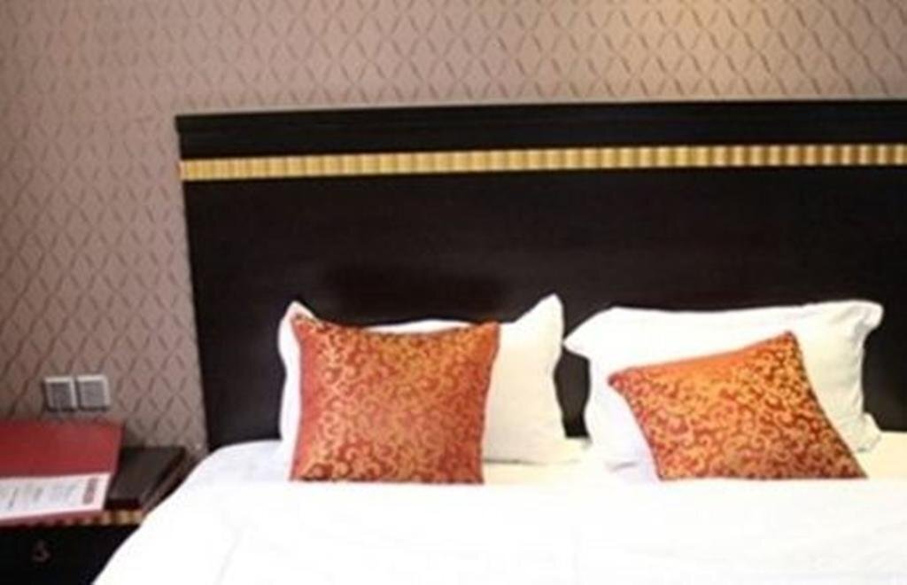 Ибинь: Fengyuan Hotel
