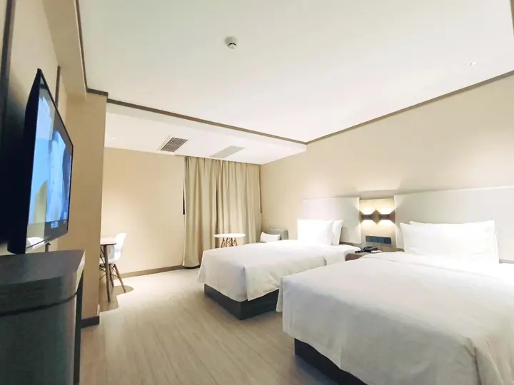 Шэньчжэнь: Hanting Hotel Shenzhen Baoan Xixiang Taoyuanju