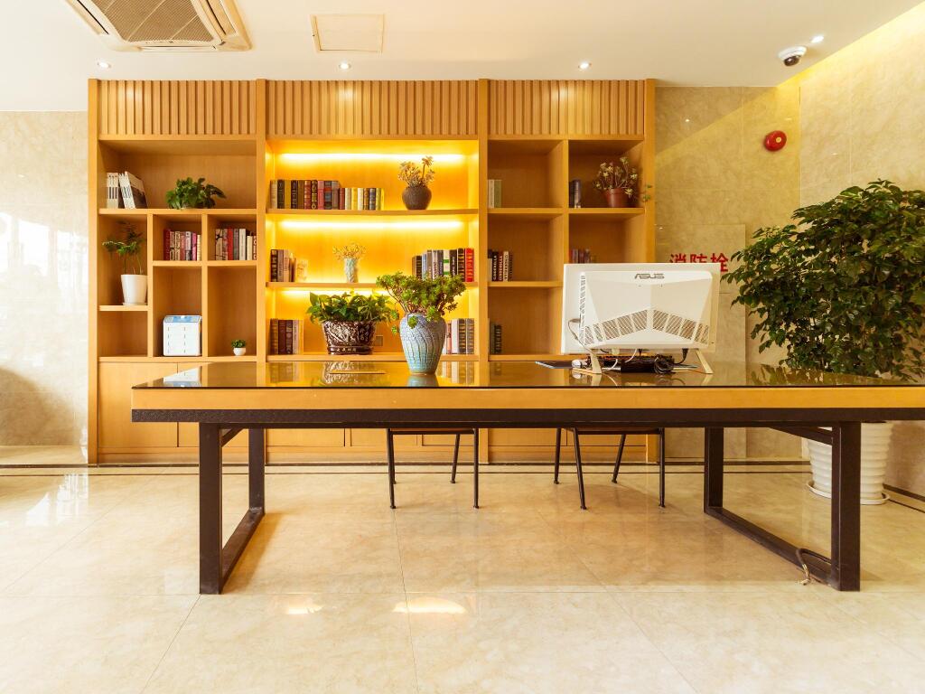 Шанхай: Starway Hotel Shanghai Songjiang Rongle Dong Road