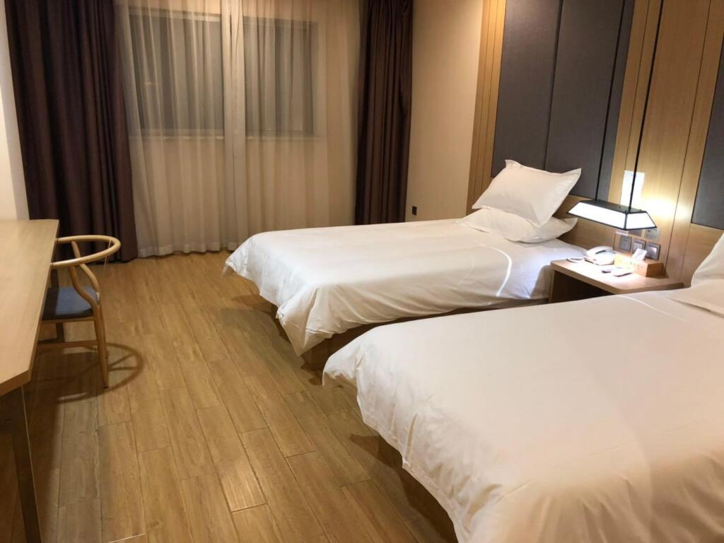 Шанхай: Starway Hotel Shanghai Songjiang Rongle Dong Road