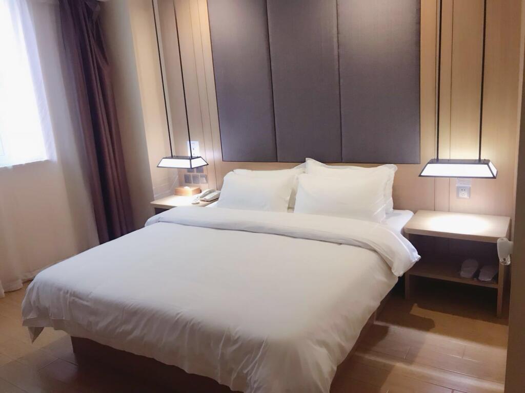 Шанхай: Starway Hotel Shanghai Songjiang Rongle Dong Road