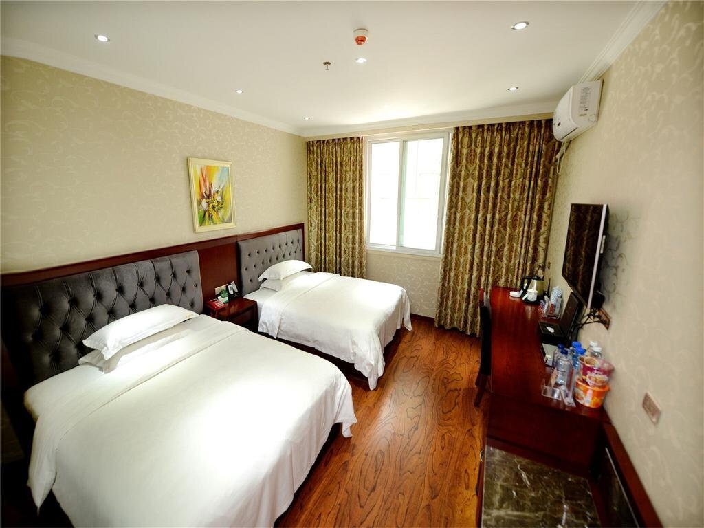 Дажоу: Dazhou Yimeijia Haitian Business Hotel