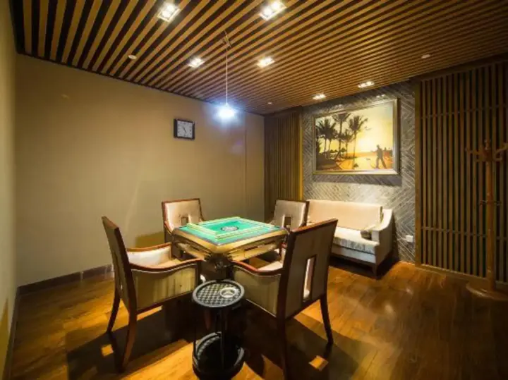 Наньтун: Nantong Binhai Jinshi International Hotel