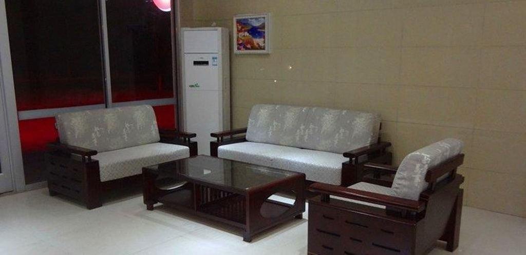 Линьи: Shangkeyou Express Hotel