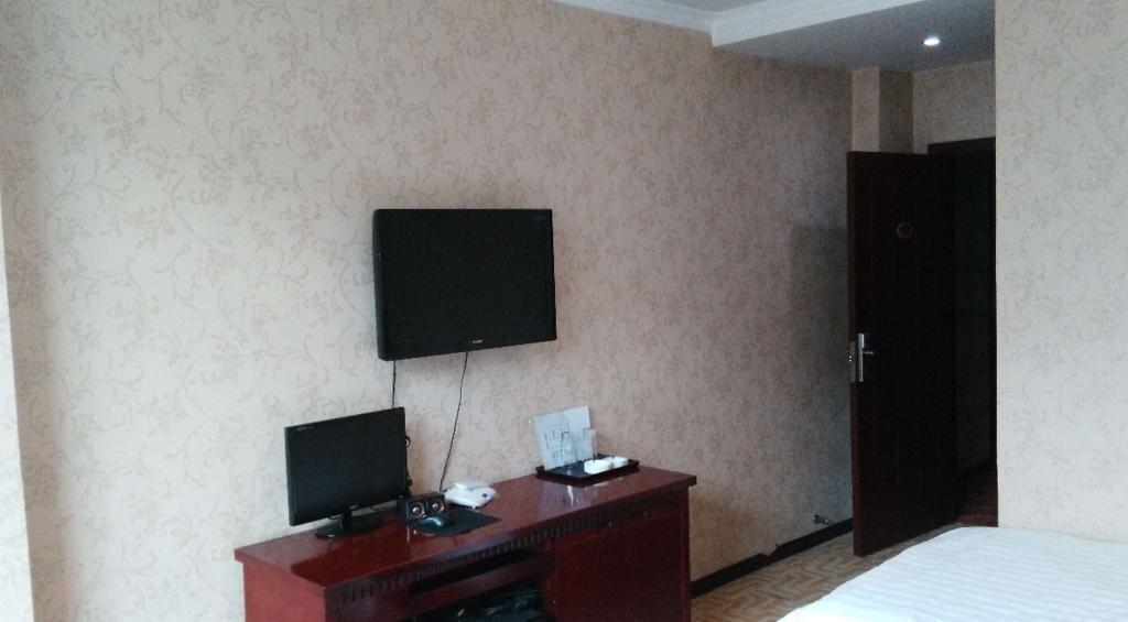 Вэйнань: Jinshanghua Express Inn