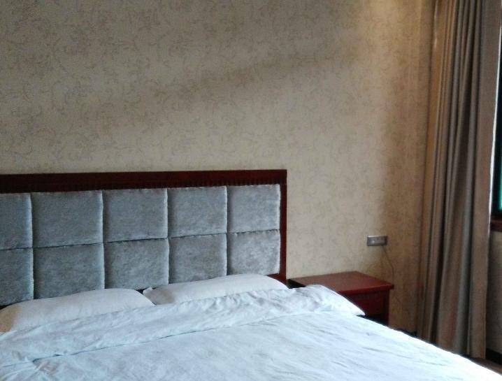 Вэйнань: Jinshanghua Express Inn