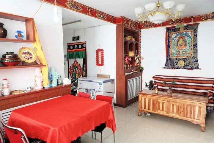 Синин: Xining Yushu Zangjia Hostel