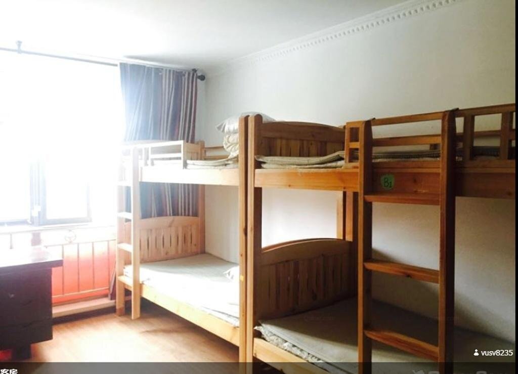 Синин: Xining Yushu Zangjia Hostel