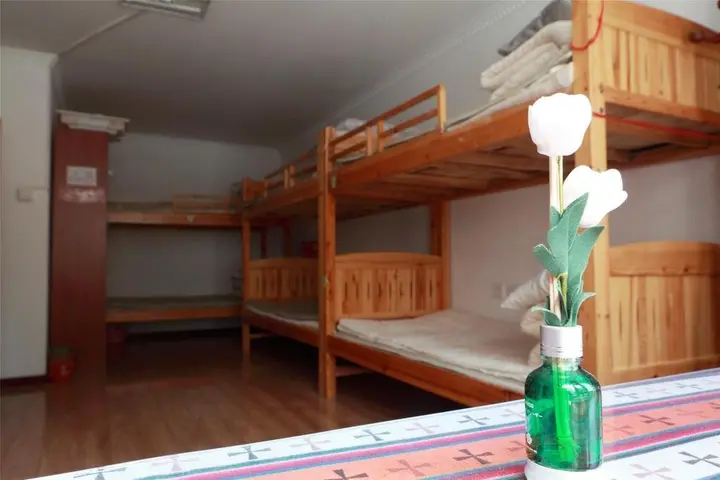 Синин: Xining Yushu Zangjia Hostel