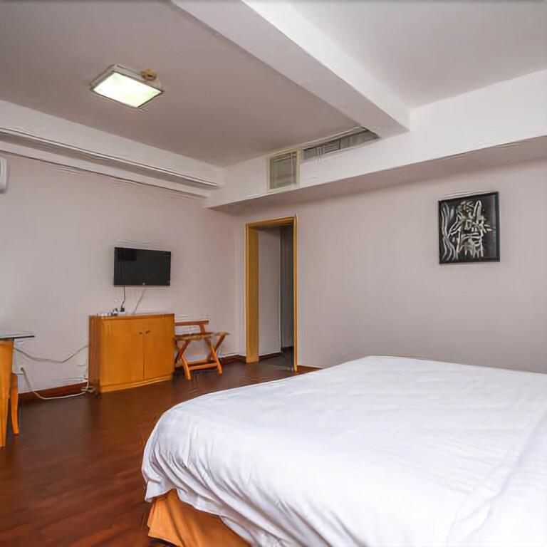 Ляньюньган: Mingguo Business Hotel